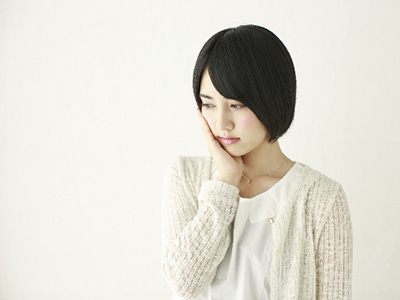 10代なのに抜け毛が多い女性には5個の原因がある!